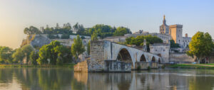 Pont Saint Benezet d'Avignon : FAQ pour vos vacances et voyages