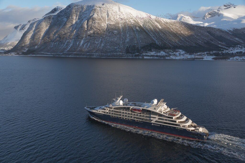 Croisières Ponant : Histoire, Destinations, Navires & Particularités ...